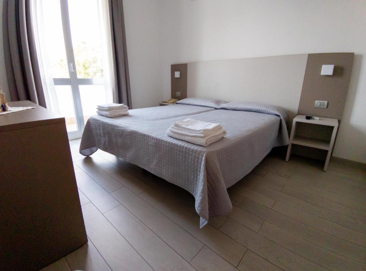 Hotel Capitano Tortoreto Εξωτερικό φωτογραφία